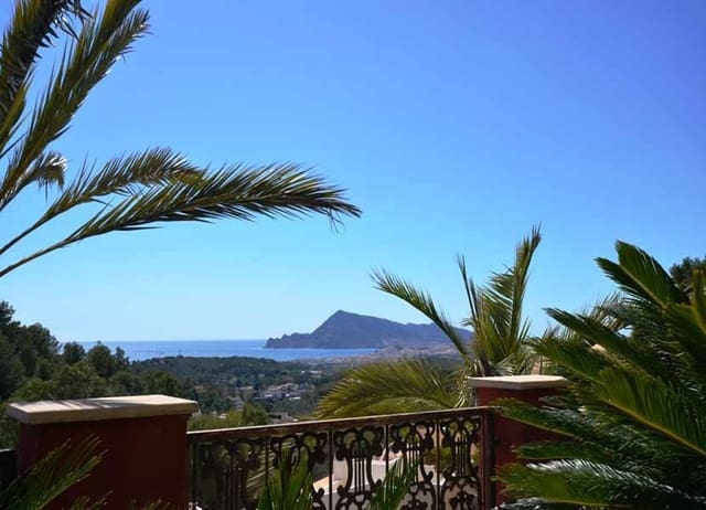 7 Zimmer Villa zu verkaufen in Altea mit Pool Garage - 3.000.000 € (Ref: 3317311)