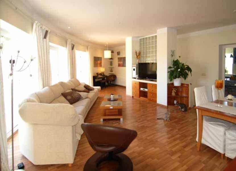 Chalet de 7 habitaciones en Altea en venta con piscina garaje - 950.000 € (Ref: 3335452)