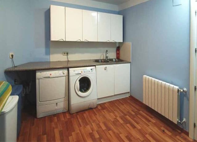 7 Zimmer Villa zu verkaufen in Altea mit Pool Garage - 950.000 € (Ref: 3335452)