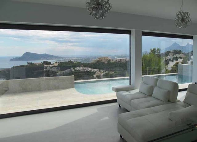 Chalet de 4 habitaciones en Altea en venta con piscina garaje - 2.850.000 € (Ref: 4088387)
