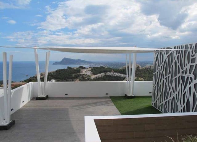 Chalet de 4 habitaciones en Altea en venta con piscina garaje - 2.850.000 € (Ref: 4088387)