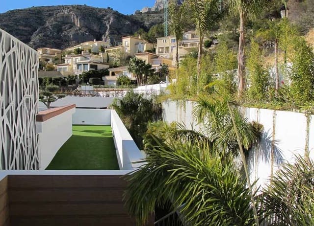 Chalet de 4 habitaciones en Altea en venta con piscina garaje - 2.850.000 € (Ref: 4088387)