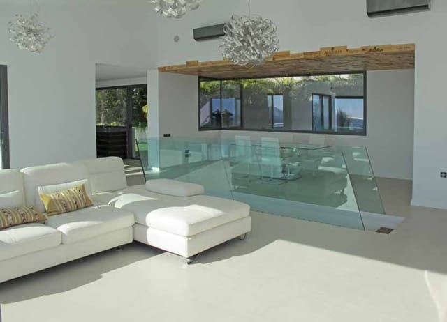 Chalet de 4 habitaciones en Altea en venta con piscina garaje - 2.850.000 € (Ref: 4088387)