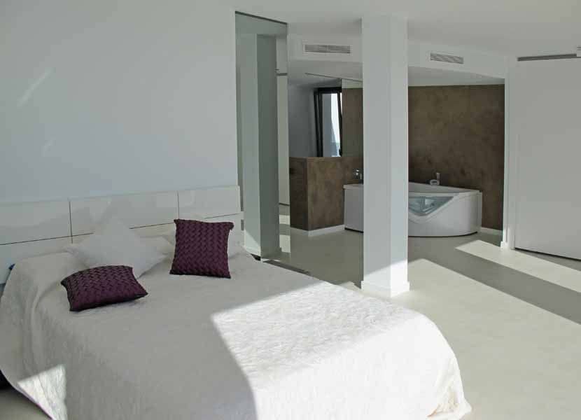 4 bedroom Villa for sale in Altea with pool garage - € 2,850,000 (Ref: 4088387)