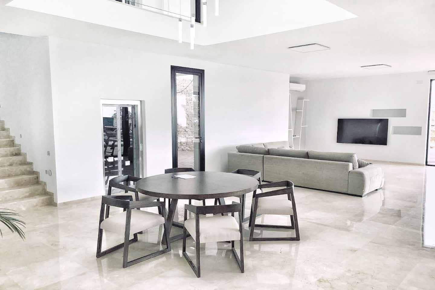 4 bedroom Villa for sale in Altea with pool garage - € 2,100,000 (Ref: 4088389)