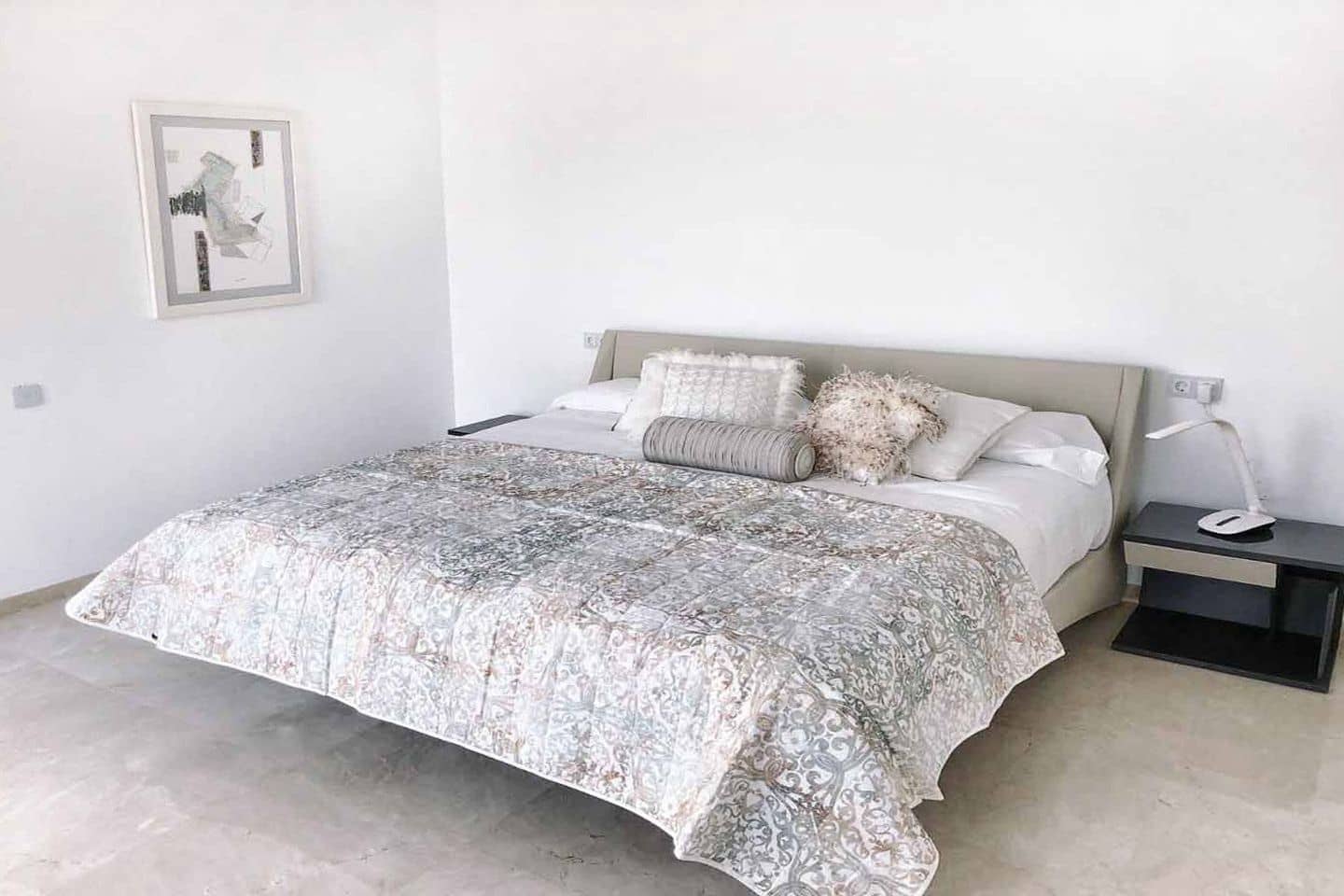 4 bedroom Villa for sale in Altea with pool garage - € 2,100,000 (Ref: 4088389)