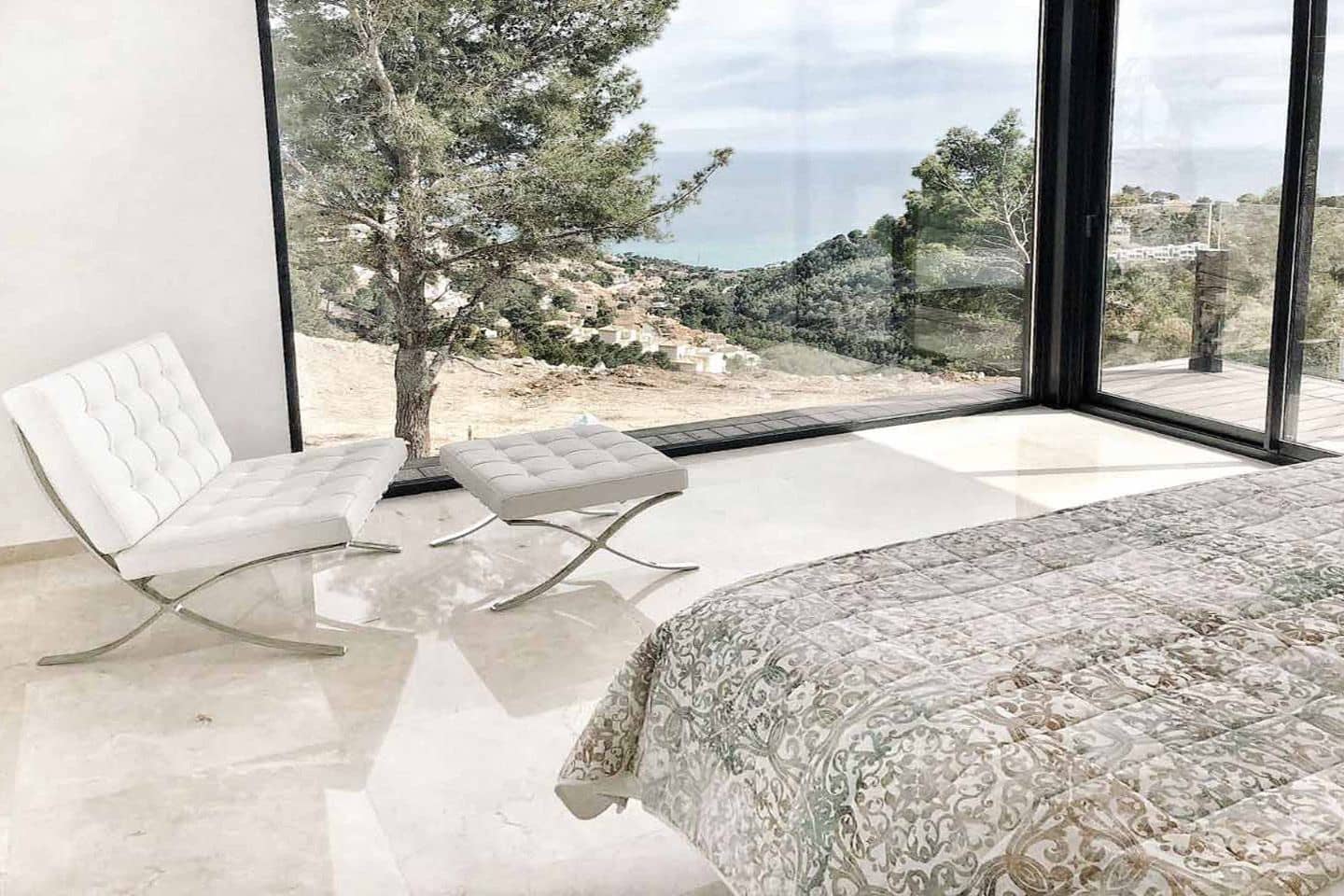 4 bedroom Villa for sale in Altea with pool garage - € 2,100,000 (Ref: 4088389)