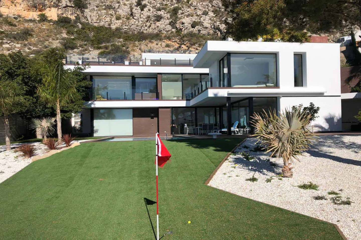 4 bedroom Villa for sale in Altea with pool garage - € 2,100,000 (Ref: 4088389)