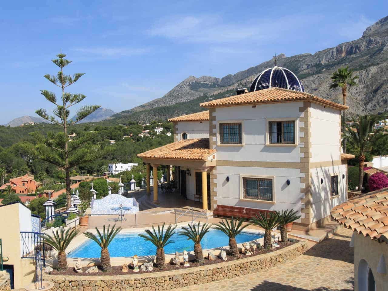 6 bedroom Villa for sale in Altea with pool garage - € 2,651,250 (Ref: 4088406)