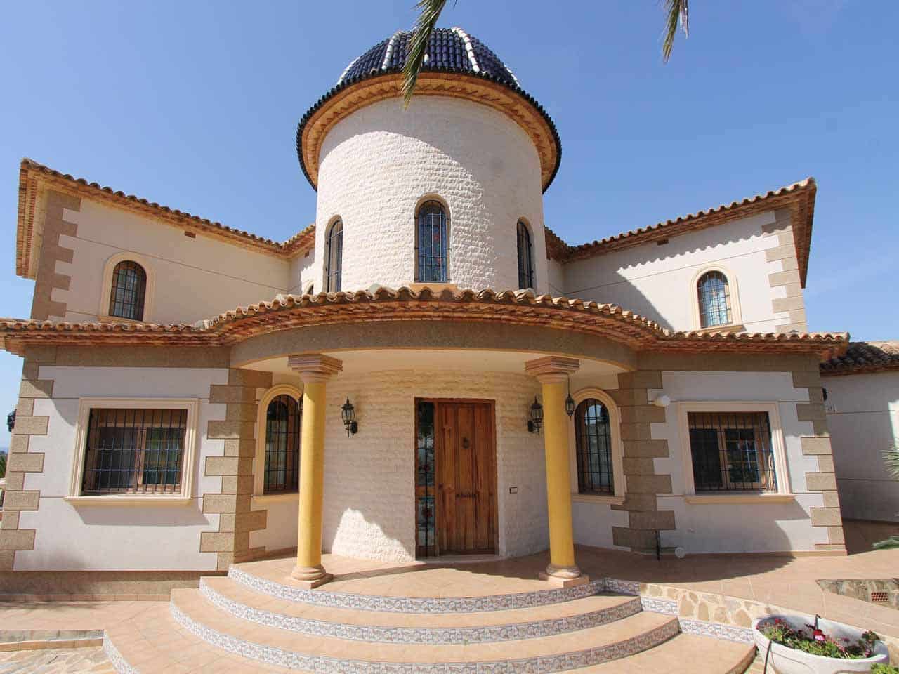 6 bedroom Villa for sale in Altea with pool garage - € 2,651,250 (Ref: 4088406)
