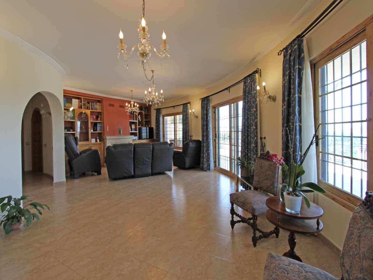 6 bedroom Villa for sale in Altea with pool garage - € 2,651,250 (Ref: 4088406)