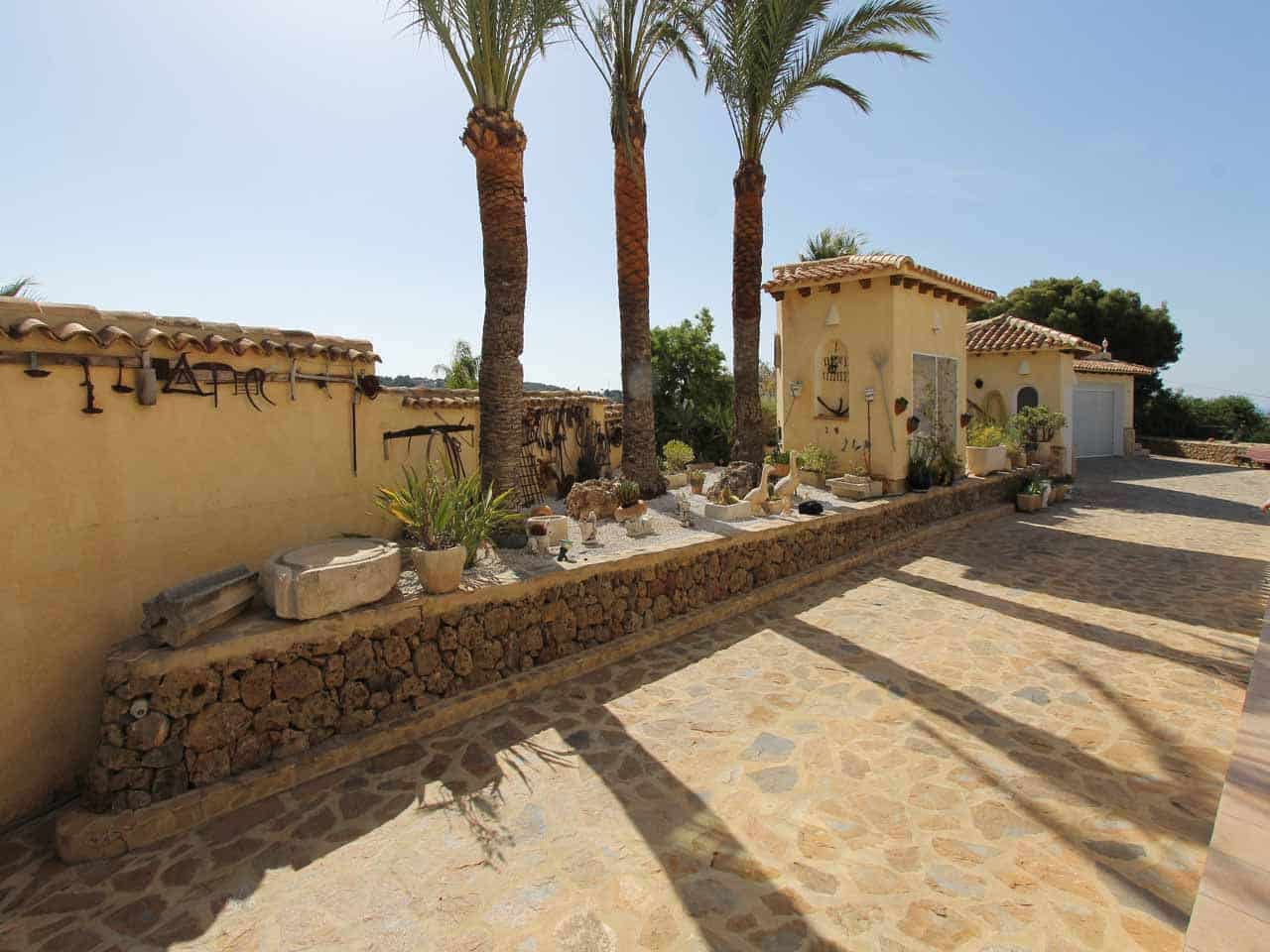 6 bedroom Villa for sale in Altea with pool garage - € 2,651,250 (Ref: 4088406)