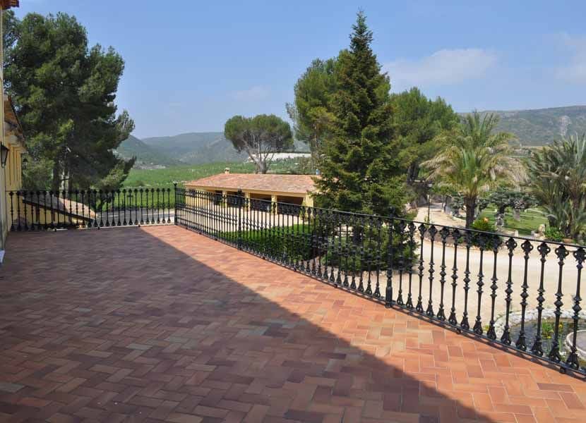 8 soveværelse Villa til salg i Ontinyent med swimmingpool garage - € 5.500.000 (Ref: 4088451)