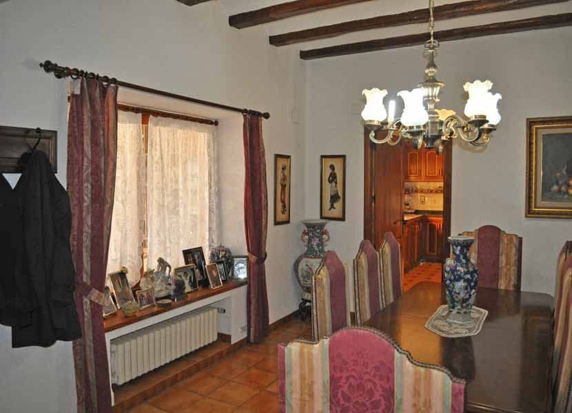 8 soveværelse Villa til salg i Ontinyent med swimmingpool garage - € 5.500.000 (Ref: 4088451)