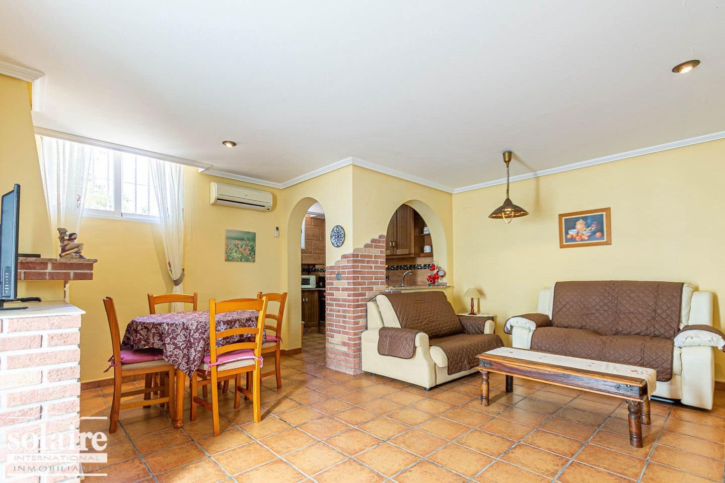 7 bedroom Villa for sale in Alfaz del Pi / L'Alfas del Pi with pool garage - € 830,000 (Ref: 4088461)