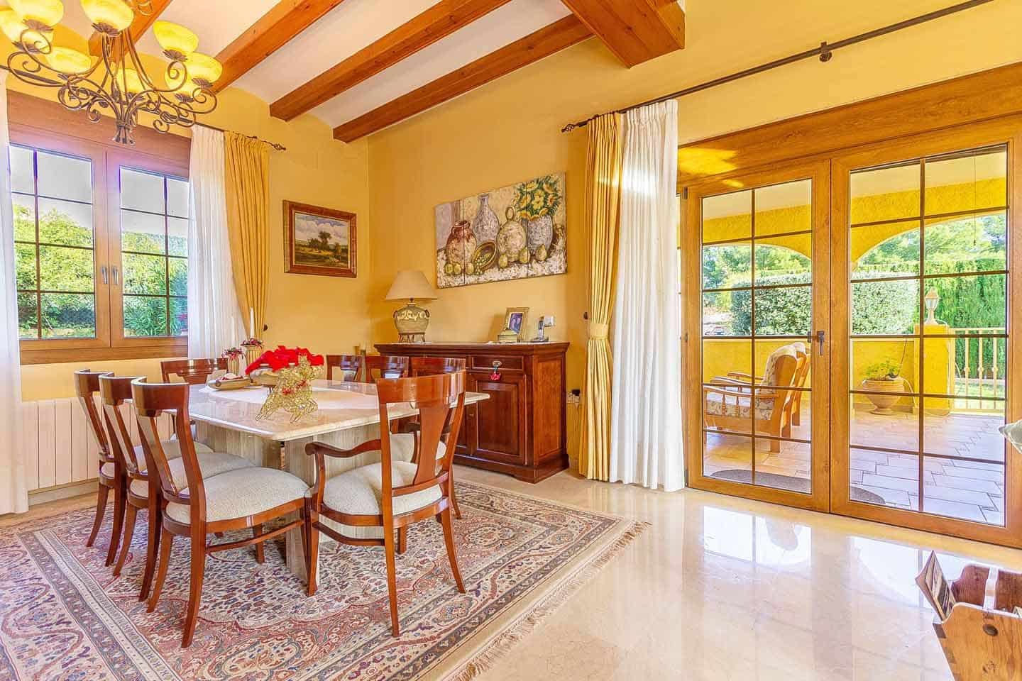 4 slaapkamer Villa te koop in La Nucia met zwembad - € 849.000 (Ref: 5031189)