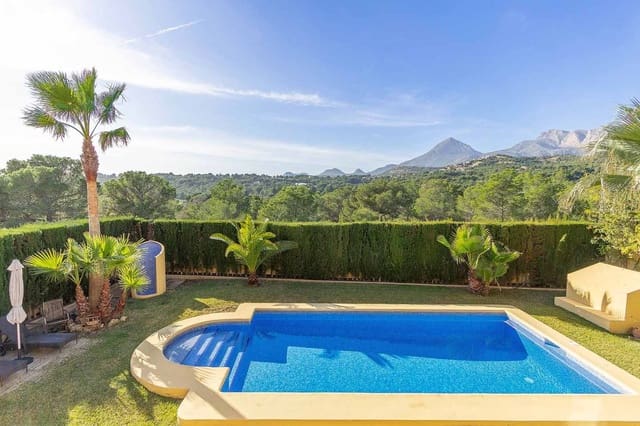 4 slaapkamer Villa te koop in La Nucia met zwembad - € 849.000 (Ref: 5031189)