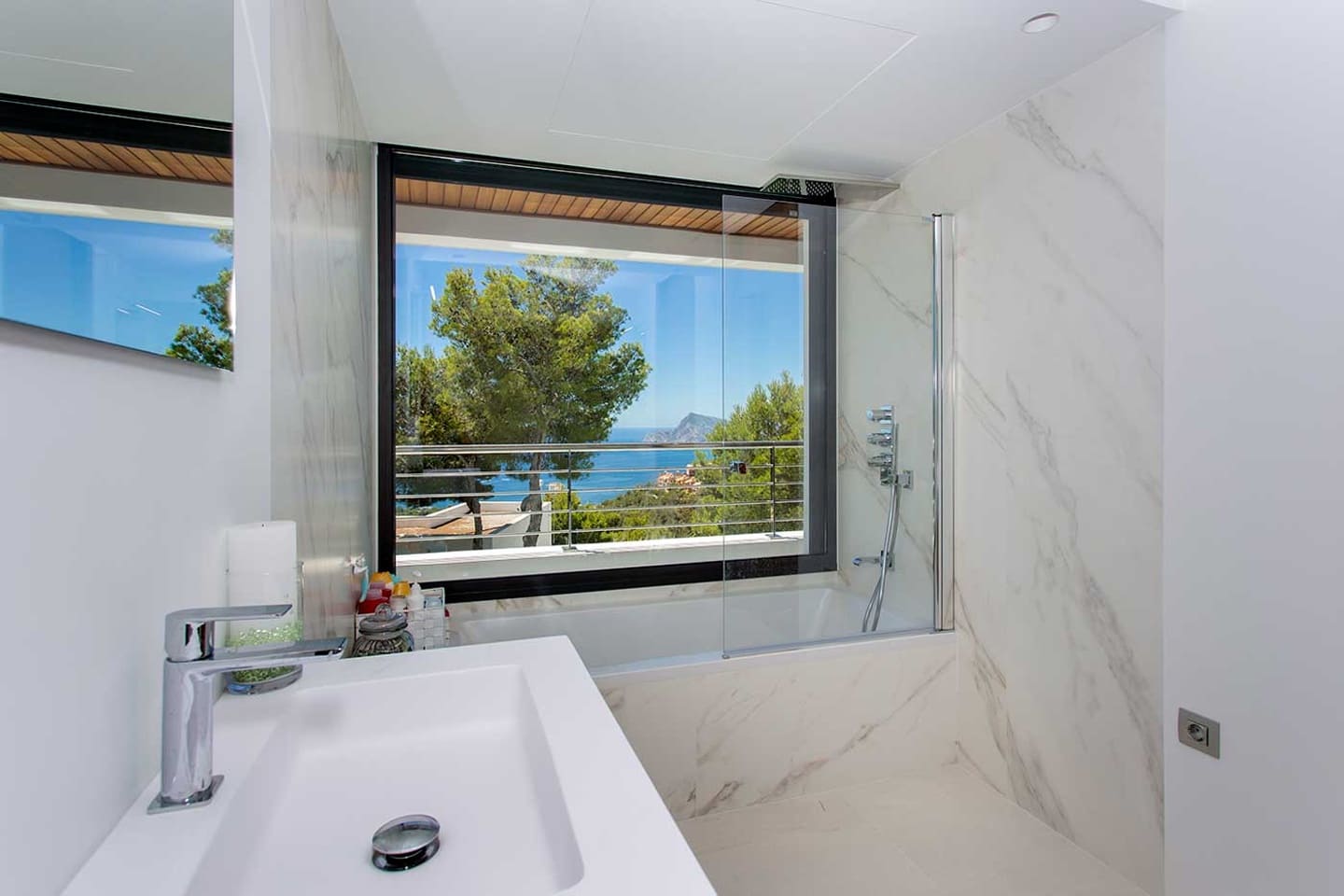 Chalet de 5 habitaciones en Altea en venta con piscina garaje - 2.250.000 € (Ref: 5147442)