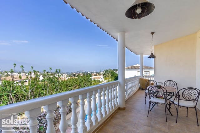 5 bedroom Villa for sale in Alfaz del Pi / L'Alfàs del Pi with pool garage - € 595,000 (Ref: 5990019)