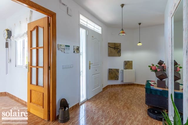 5 bedroom Villa for sale in Alfaz del Pi / L'Alfàs del Pi with pool garage - € 595,000 (Ref: 5990019)