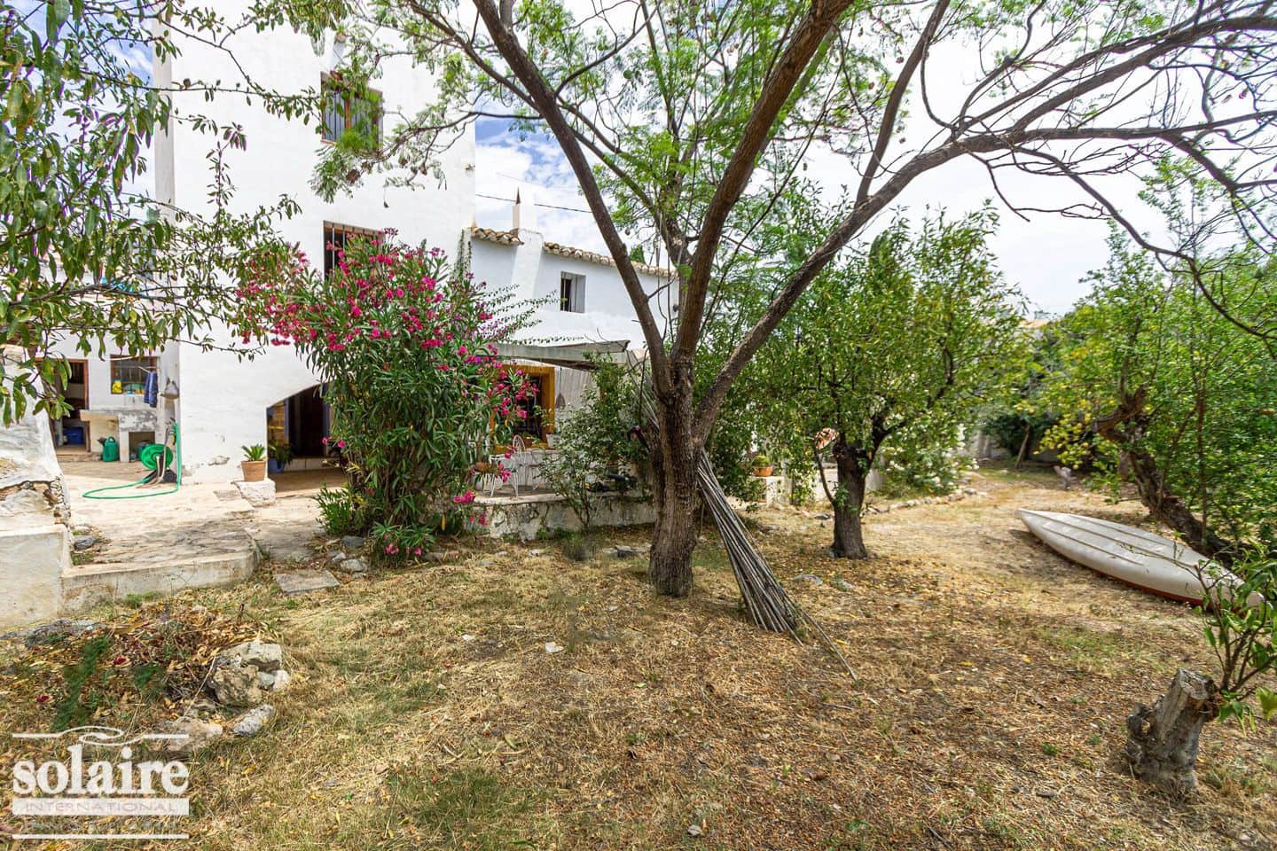 5 bedroom Villa for sale in Altea with garage - € 525,000 (Ref: 6216560)