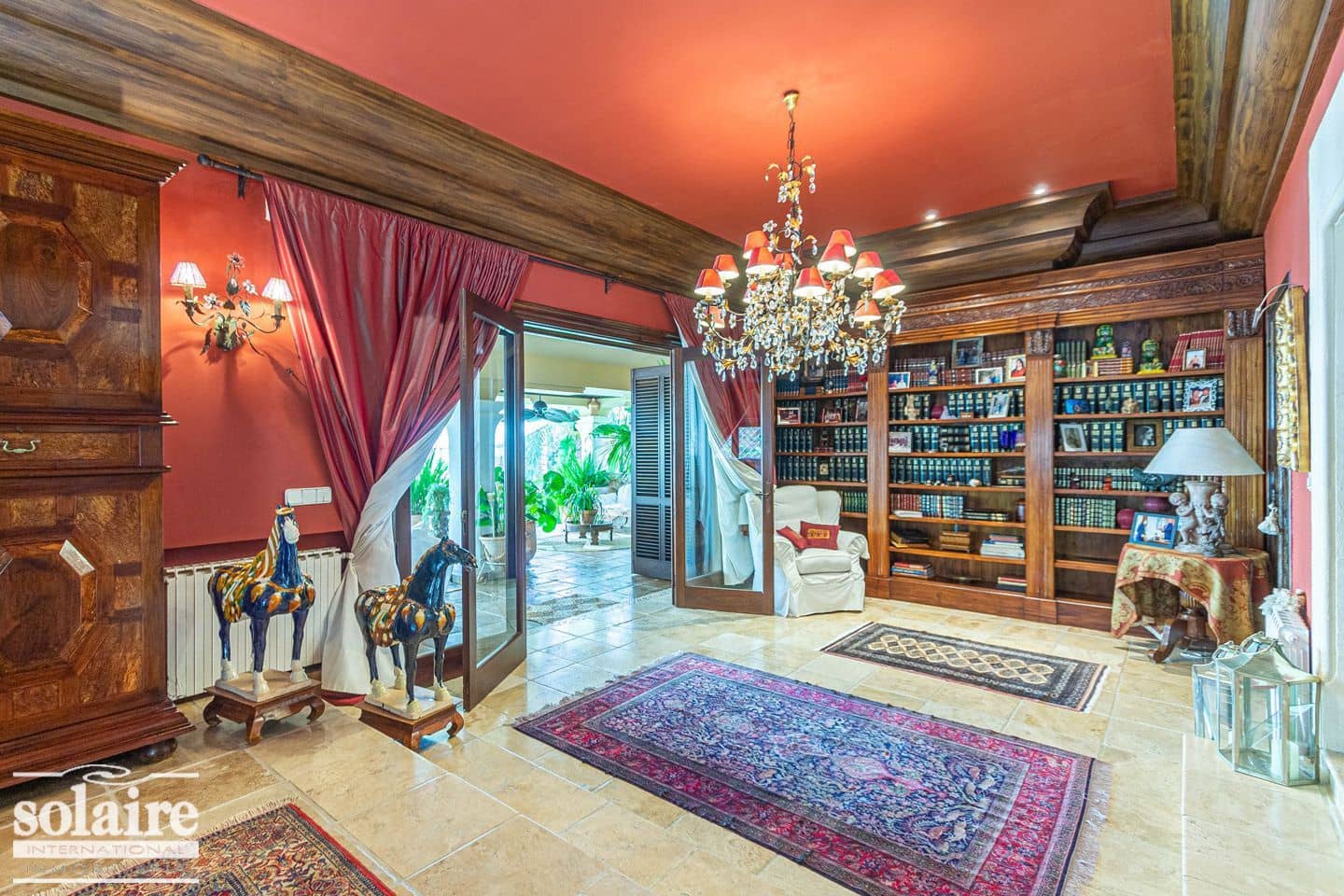 6 sypialnia Willa na sprzedaż w Benidorm z basenem garażem - 2 000 000 € (Ref: 6263021)