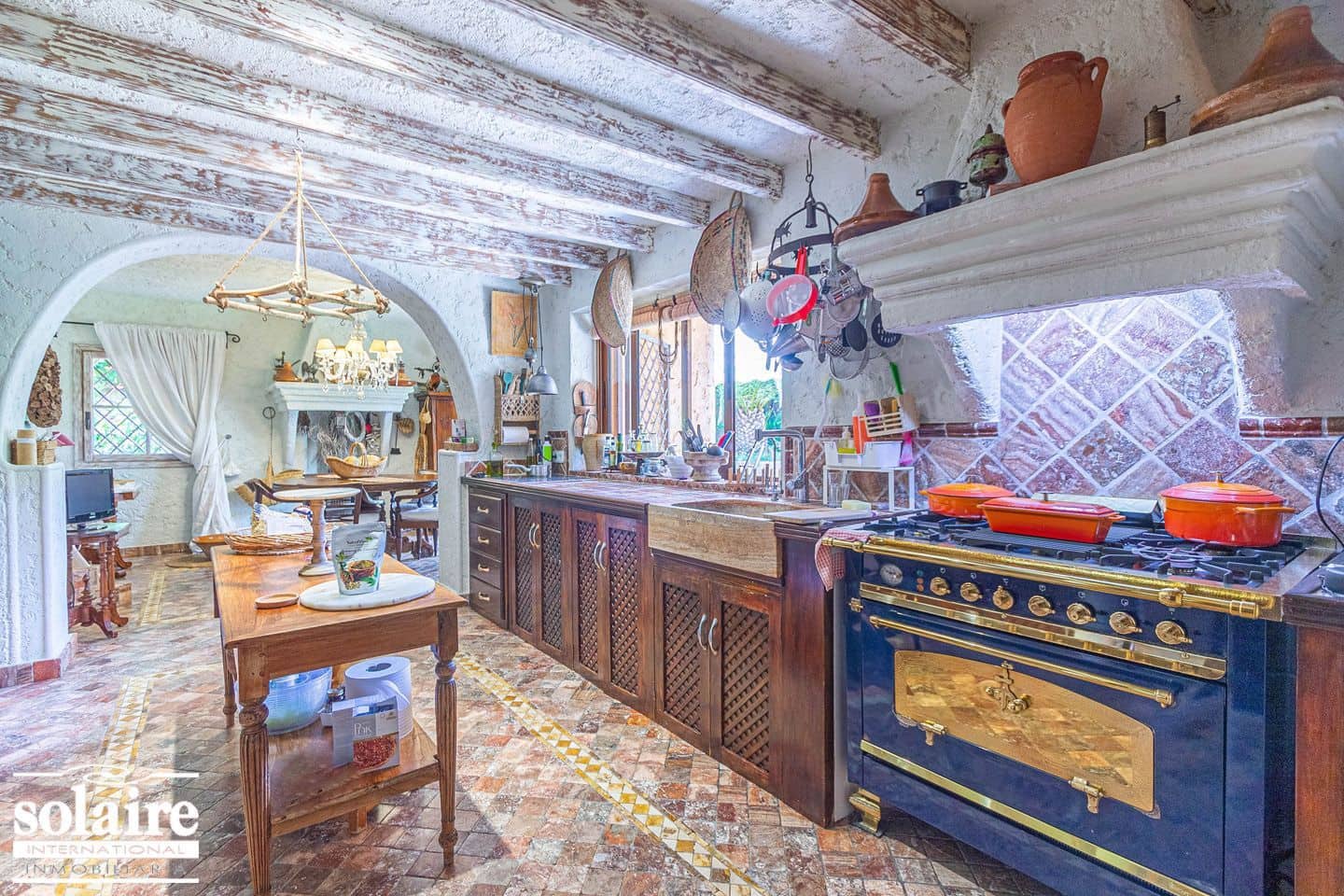 6 sypialnia Willa na sprzedaż w Benidorm z basenem garażem - 2 000 000 € (Ref: 6263021)