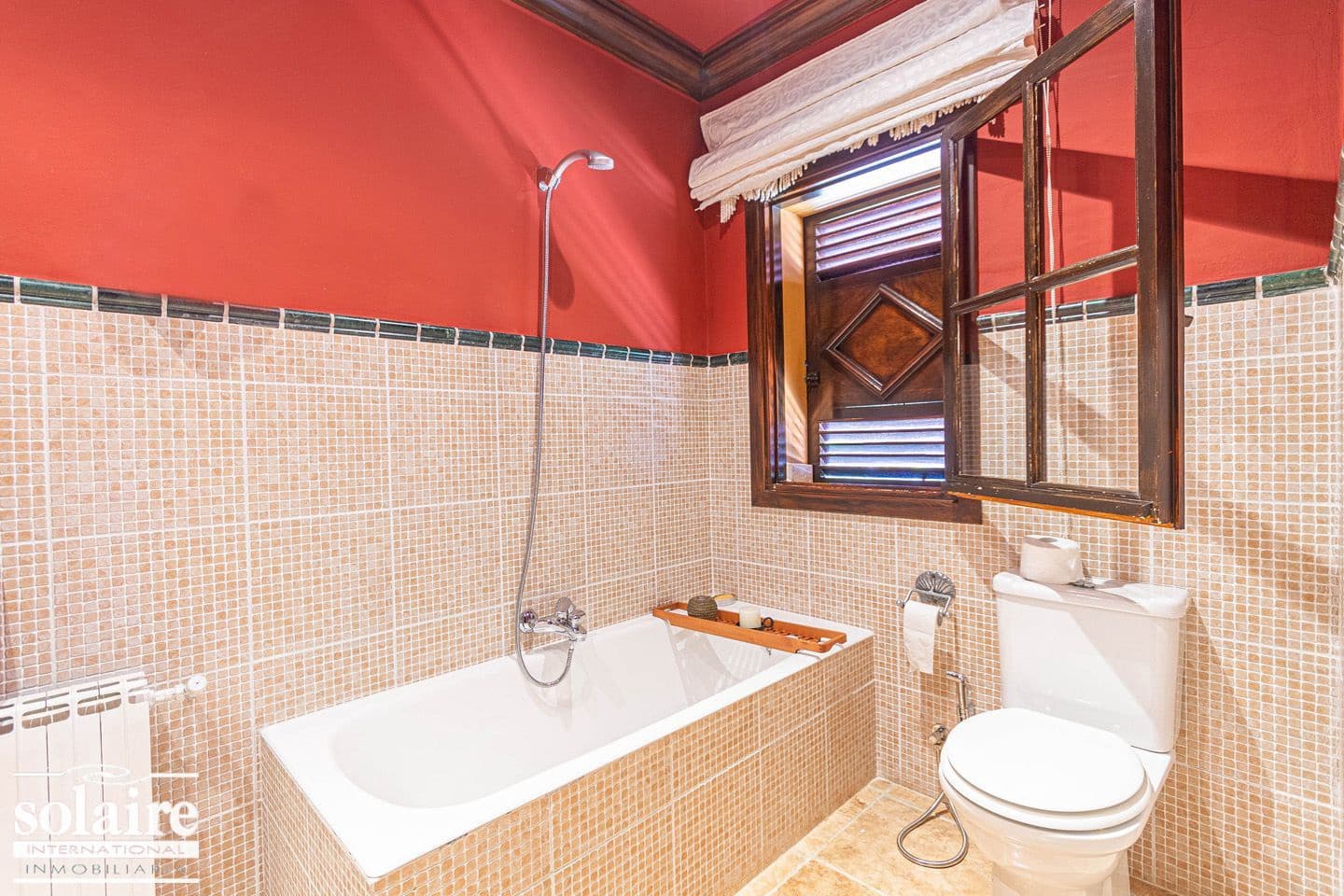 6 sypialnia Willa na sprzedaż w Benidorm z basenem garażem - 2 000 000 € (Ref: 6263021)