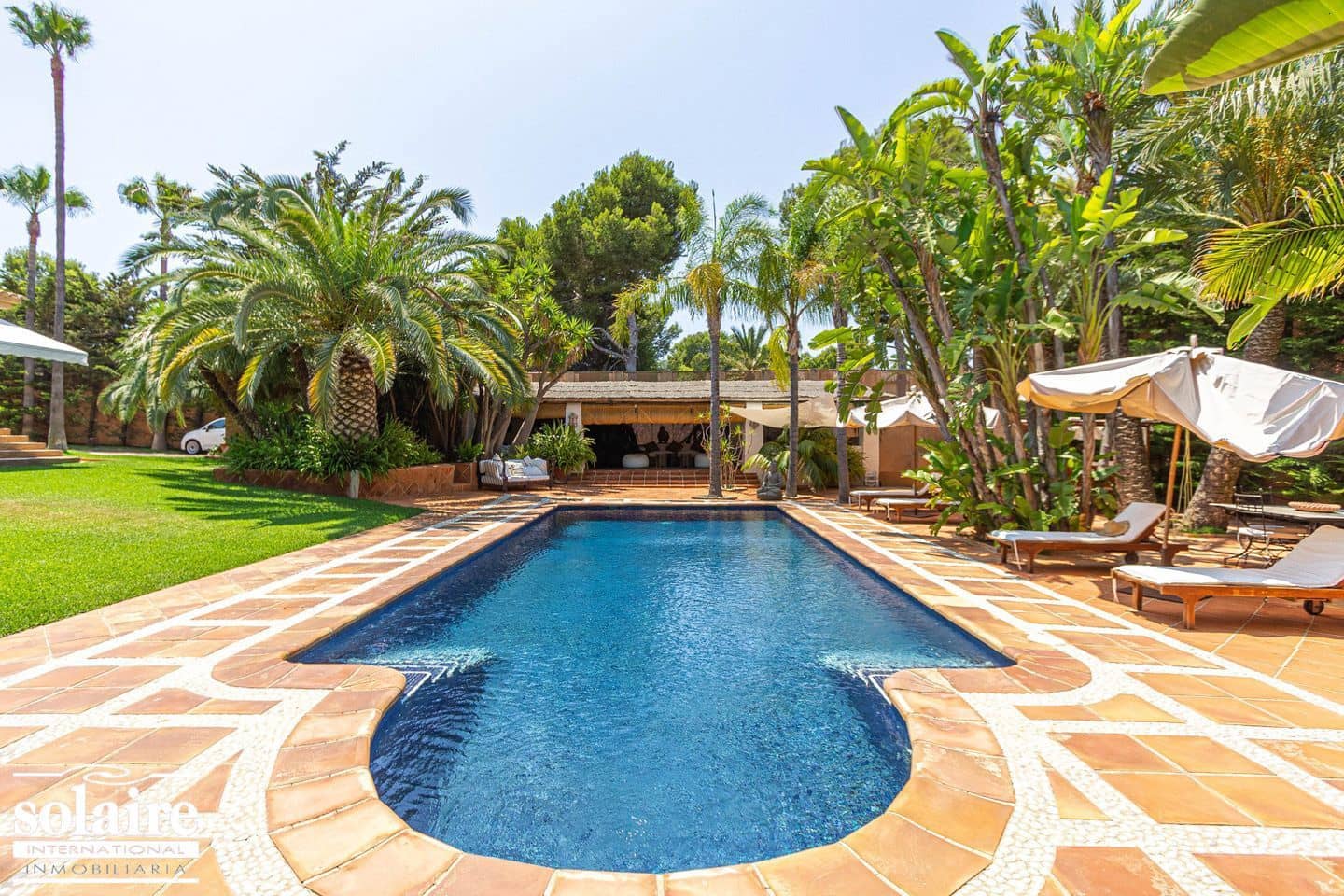 6 sypialnia Willa na sprzedaż w Benidorm z basenem garażem - 2 000 000 € (Ref: 6263021)