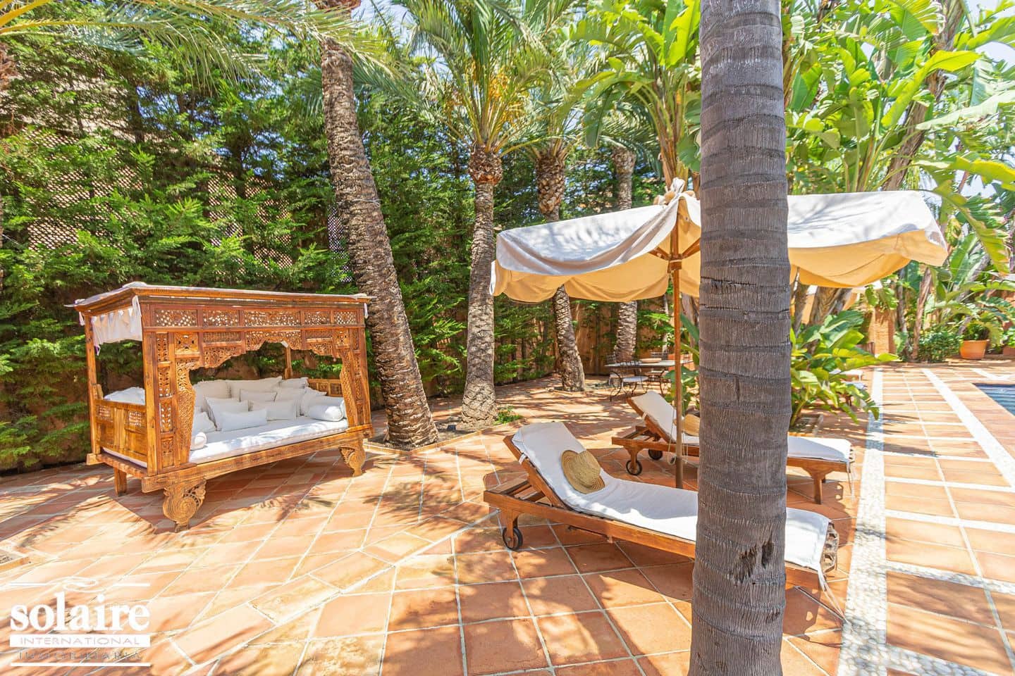 6 sypialnia Willa na sprzedaż w Benidorm z basenem garażem - 2 000 000 € (Ref: 6263021)