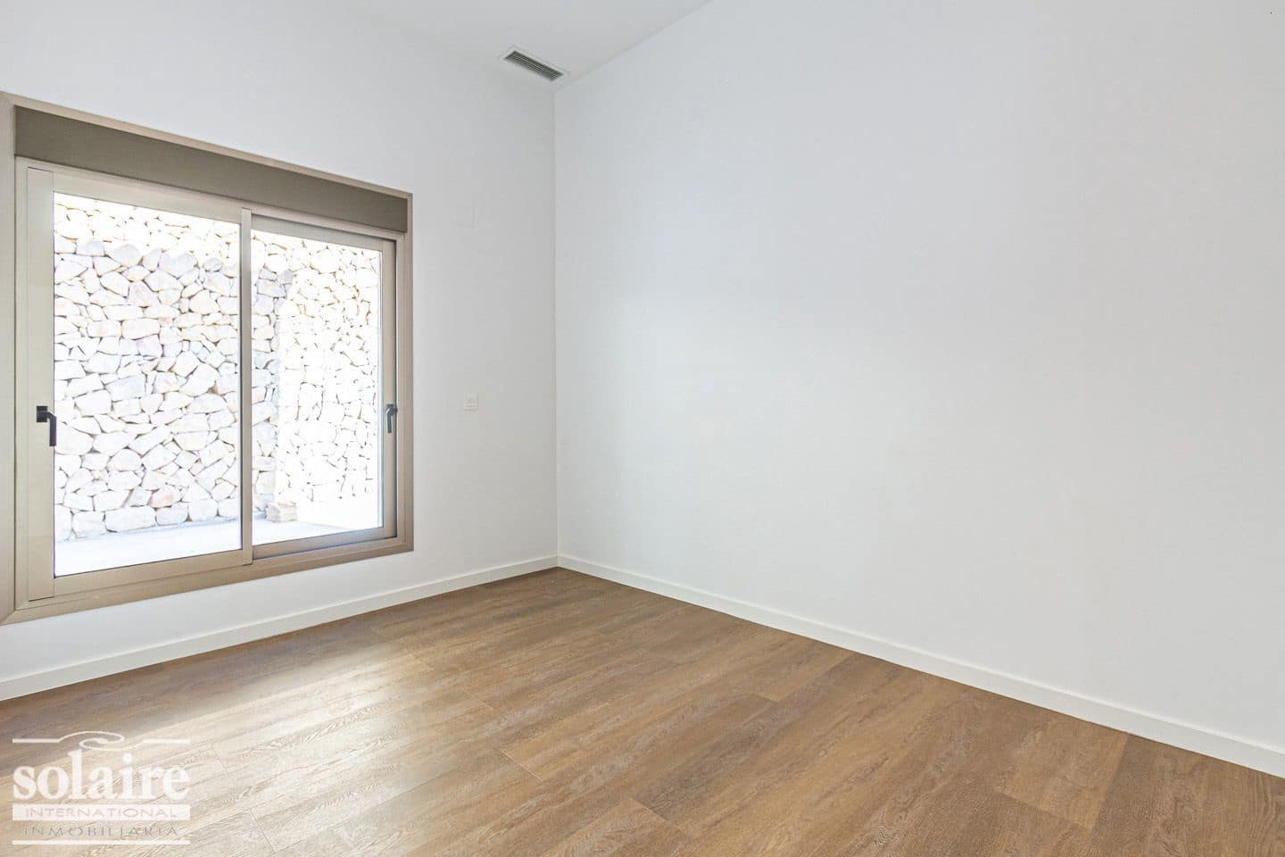 4 sypialnia Willa na sprzedaż w Orxeta z basenem garażem - 595 000 € (Ref: 7038903)