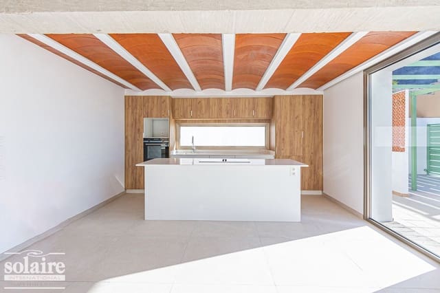 4 bedroom Villa for sale in Orxeta with pool garage - € 595,000 (Ref: 7038903)