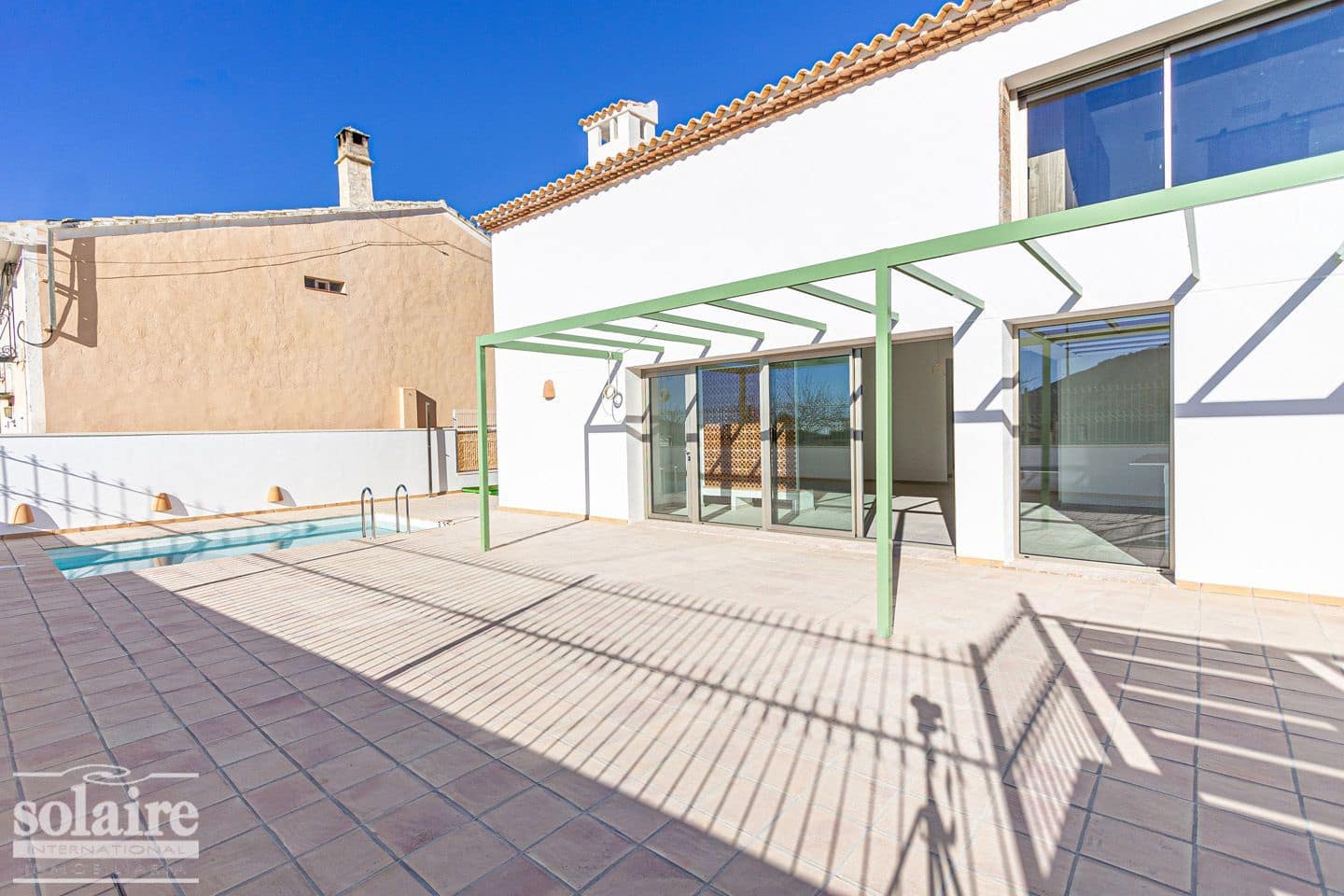 4 sypialnia Willa na sprzedaż w Orxeta z basenem garażem - 595 000 € (Ref: 7038903)