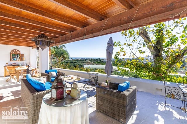 6 Zimmer Villa zu verkaufen in Altea mit Pool Garage - 1.700.000 € (Ref: 7436619)