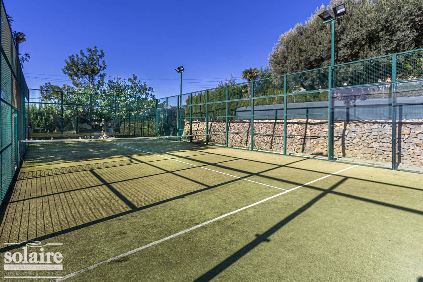 6 bedroom Villa for sale in Altea with pool garage - € 1,700,000 (Ref: 7436619)