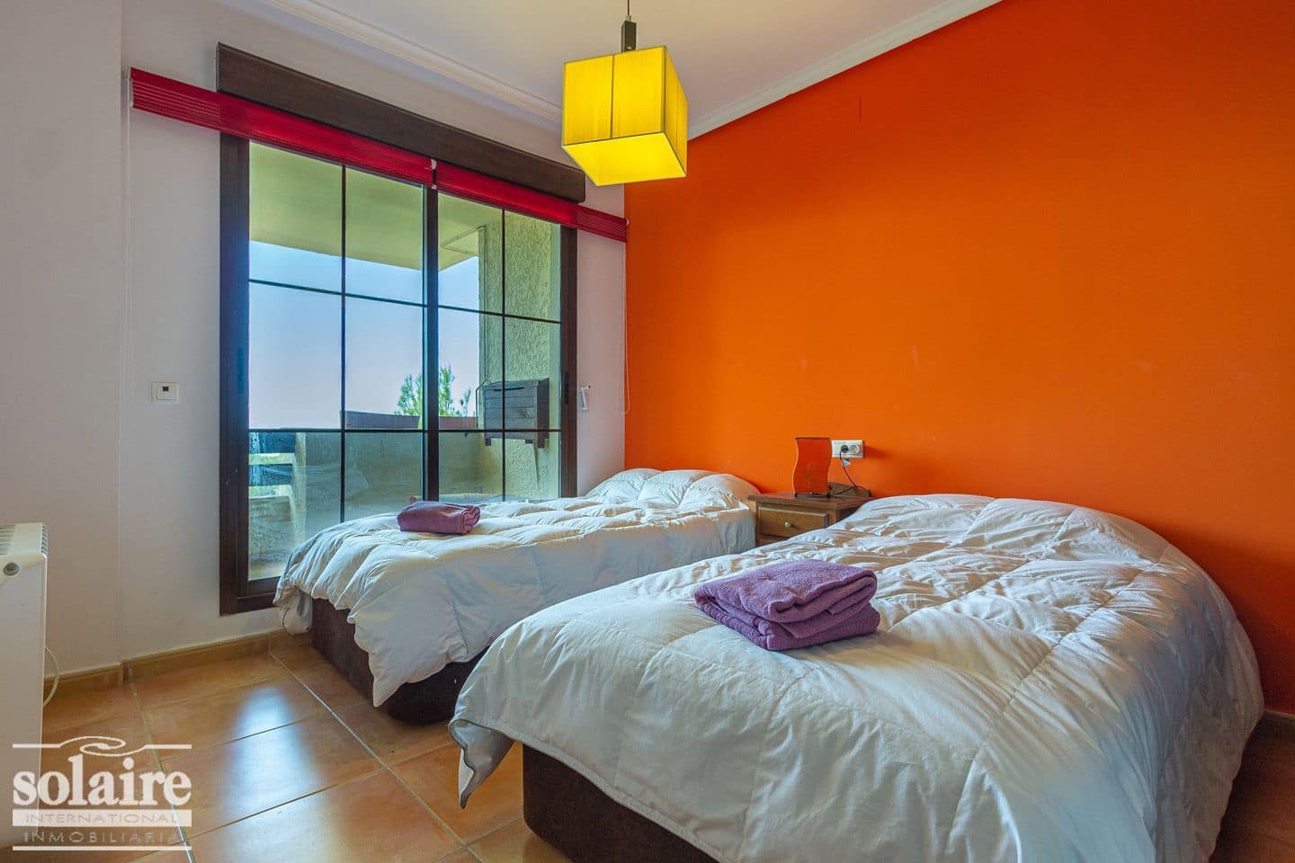   3 soveværelse   ferieSemi-Rækkehus i Altea   med   swimmingpool  garage  - € 150 (Ref: 7475327)