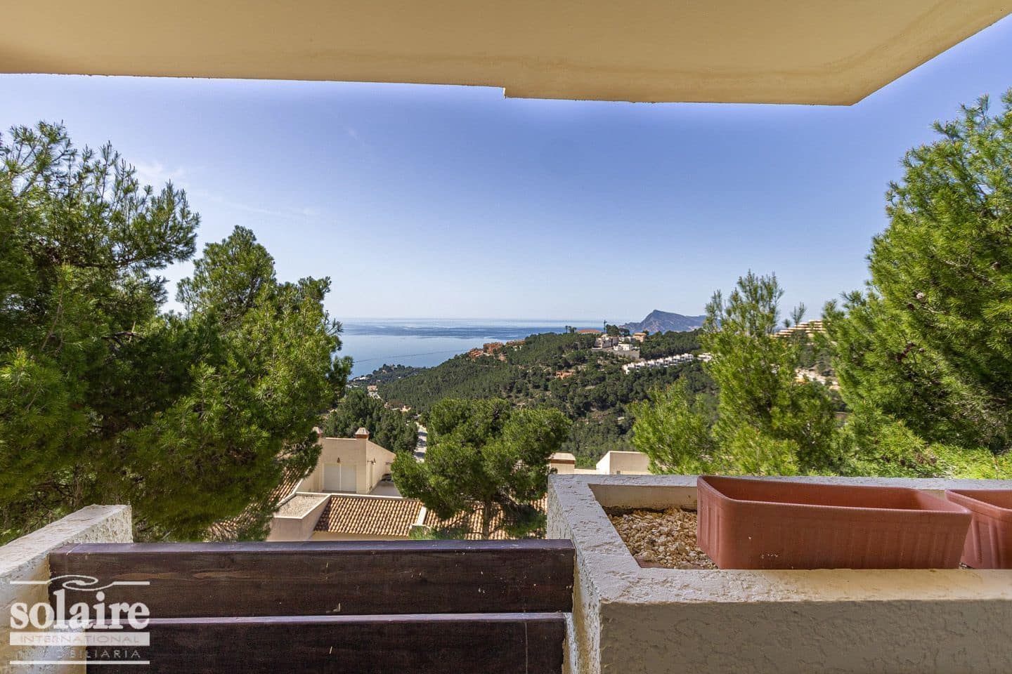   3 soveværelse   ferieSemi-Rækkehus i Altea   med   swimmingpool  garage  - € 150 (Ref: 7475327)