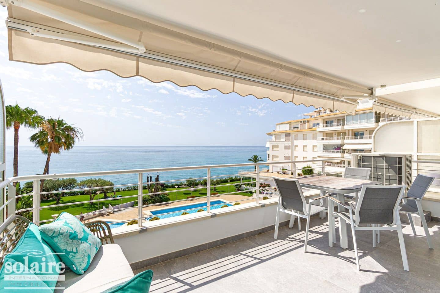 2 Zimmer Ferienapartment in Altea mit Pool Garage - 180 € (Ref: 7702534)