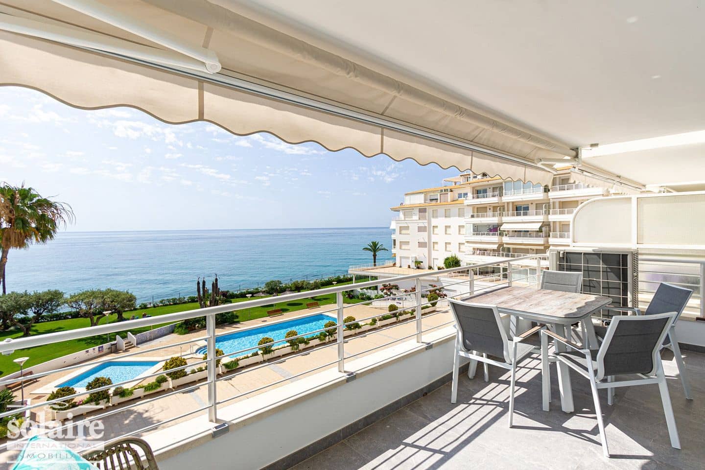 2 Zimmer Ferienapartment in Altea mit Pool Garage - 180 € (Ref: 7702534)