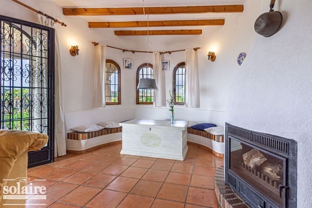 Chalet de 4 habitaciones en Altea en venta con piscina garaje - 1.680.000 € (Ref: 7815439)