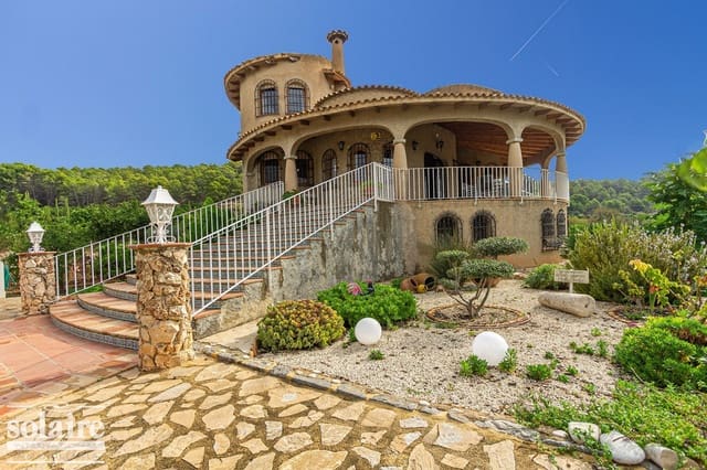 Chalet de 4 habitaciones en Altea en venta con piscina garaje - 1.680.000 € (Ref: 7815439)