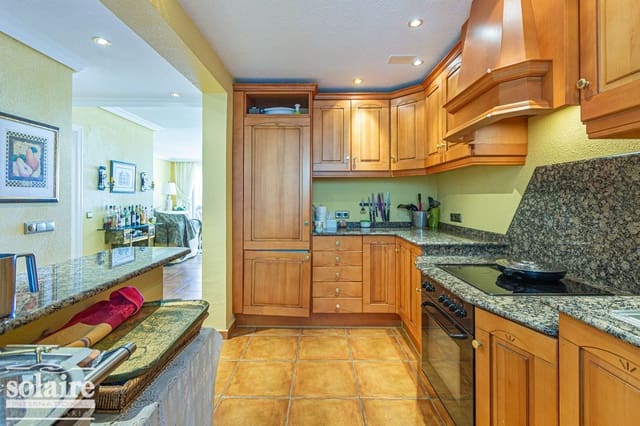 3 quarto Penthouse para venda em Altea com piscina garagem - 398 000 € (Ref: 7866435)