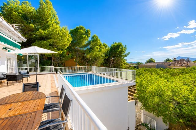 5 soverom Villa til salgs i Altea med svømmebasseng garasje - € 645 000 (Ref: 7910787)