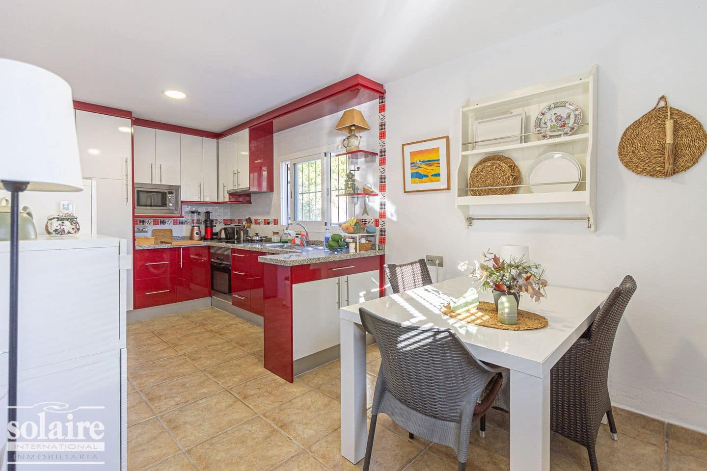 3 makuuhuone Huvila vuokrattavana paikassa Altea mukana 
autotalli - 1 500 € (Ref: 8088899)