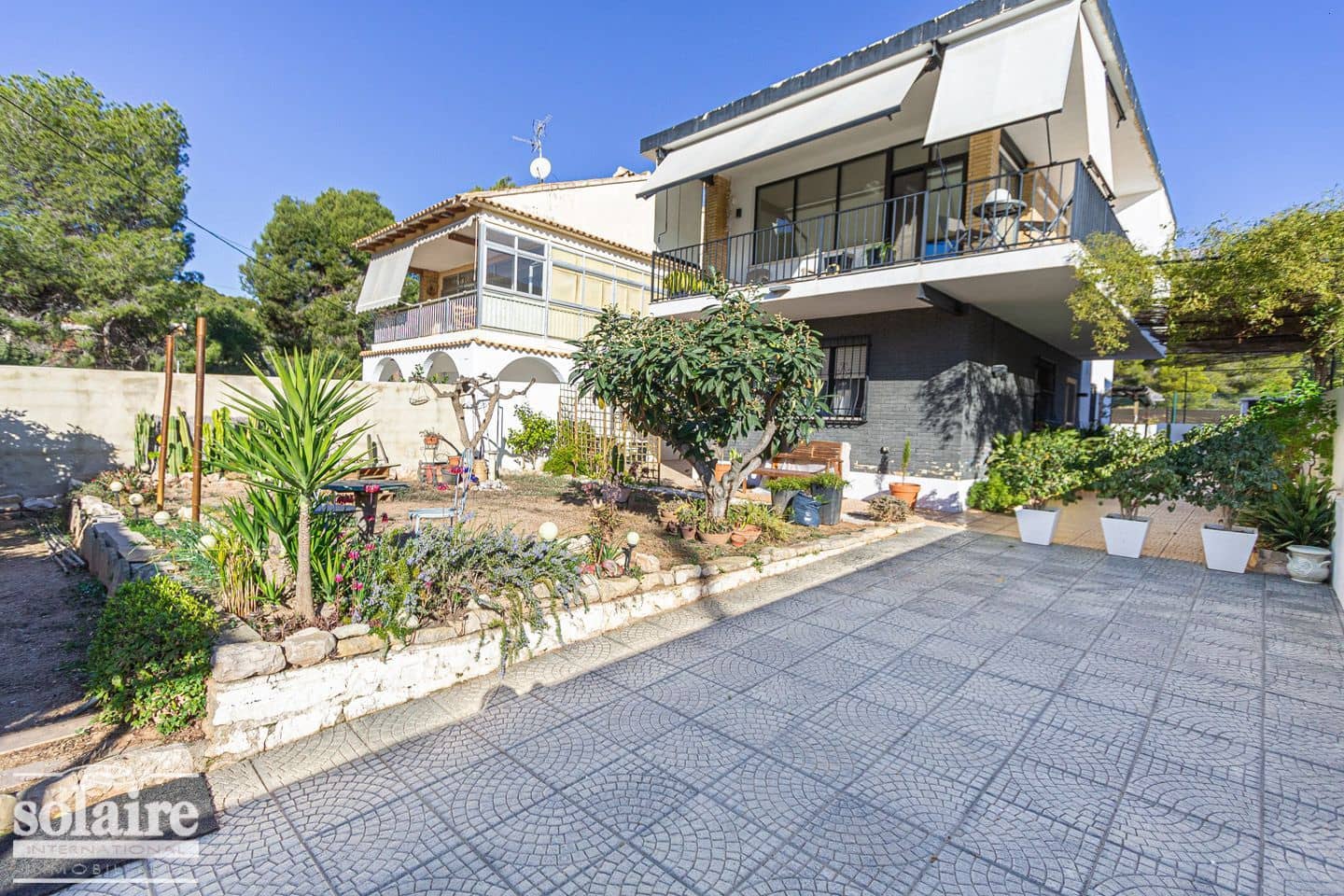 3 makuuhuone Huvila vuokrattavana paikassa Altea mukana 
autotalli - 1 500 € (Ref: 8088899)