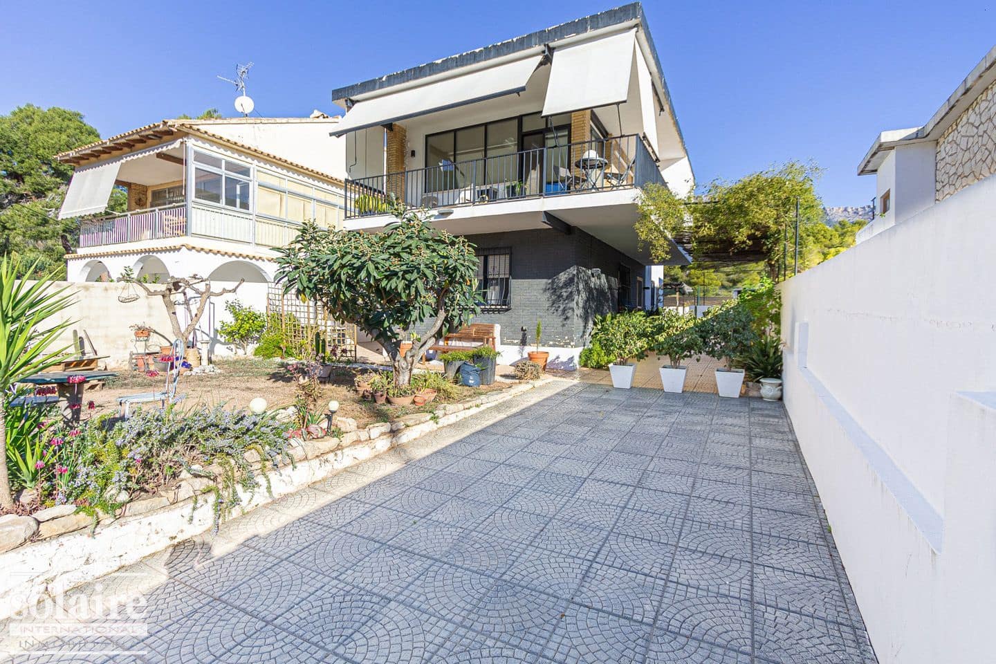 3 makuuhuone Huvila vuokrattavana paikassa Altea mukana 
autotalli - 1 500 € (Ref: 8088899)