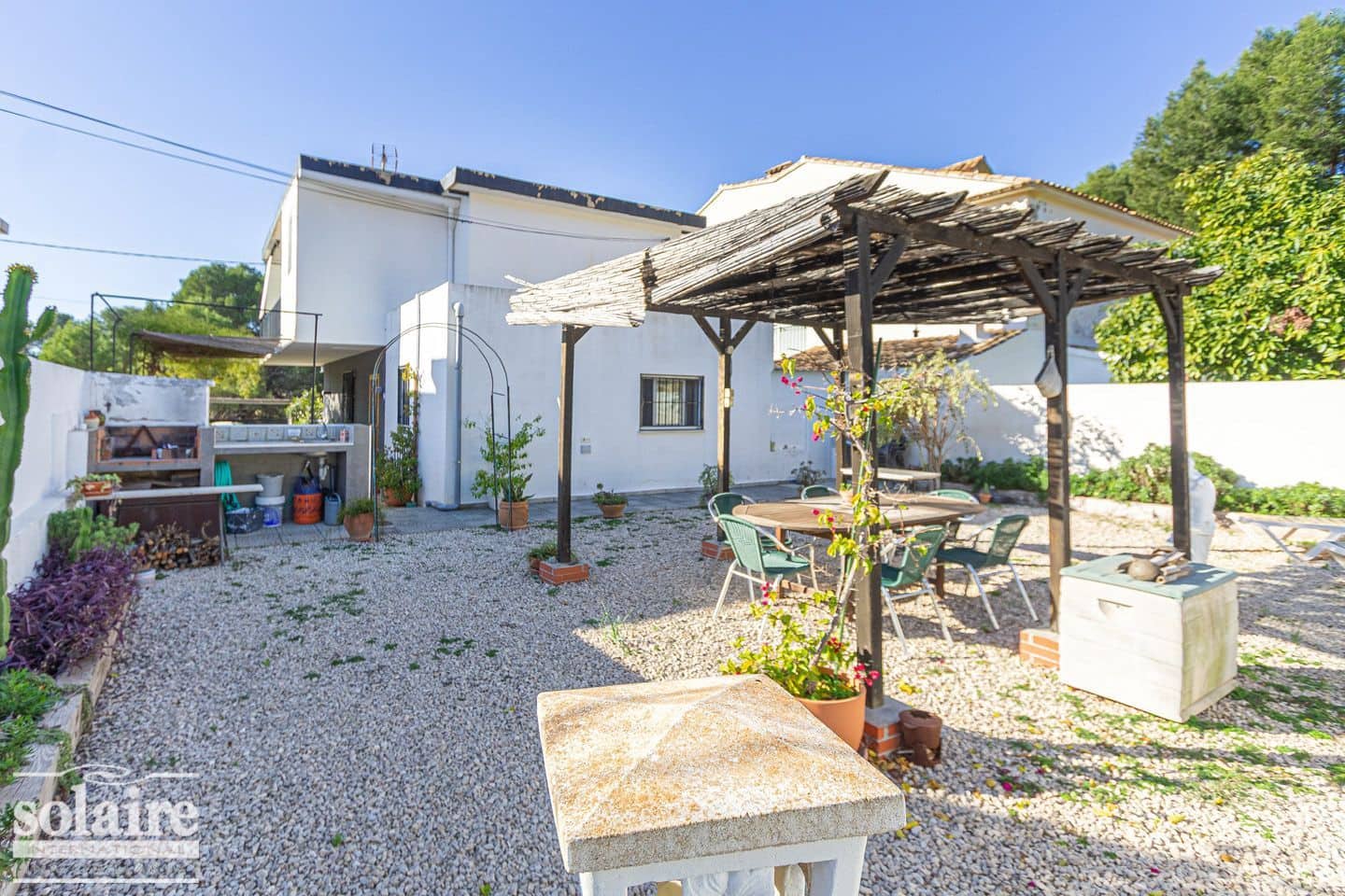 3 makuuhuone Huvila vuokrattavana paikassa Altea mukana 
autotalli - 1 500 € (Ref: 8088899)