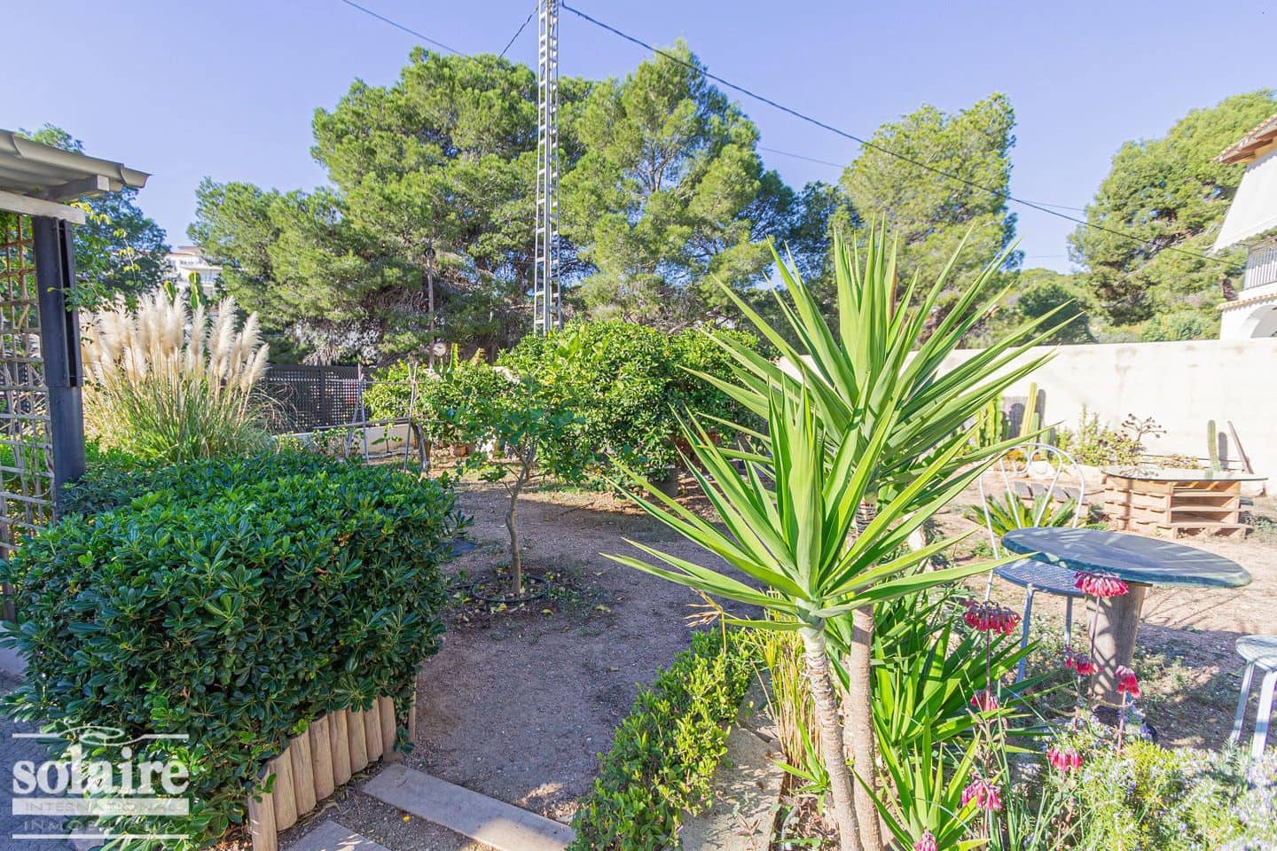 3 makuuhuone Huvila vuokrattavana paikassa Altea mukana 
autotalli - 1 500 € (Ref: 8088899)