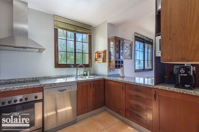 3 bedroom Semi-detached Villa for rent in Altea with pool garage - € 1,500 (Ref: 8220339)