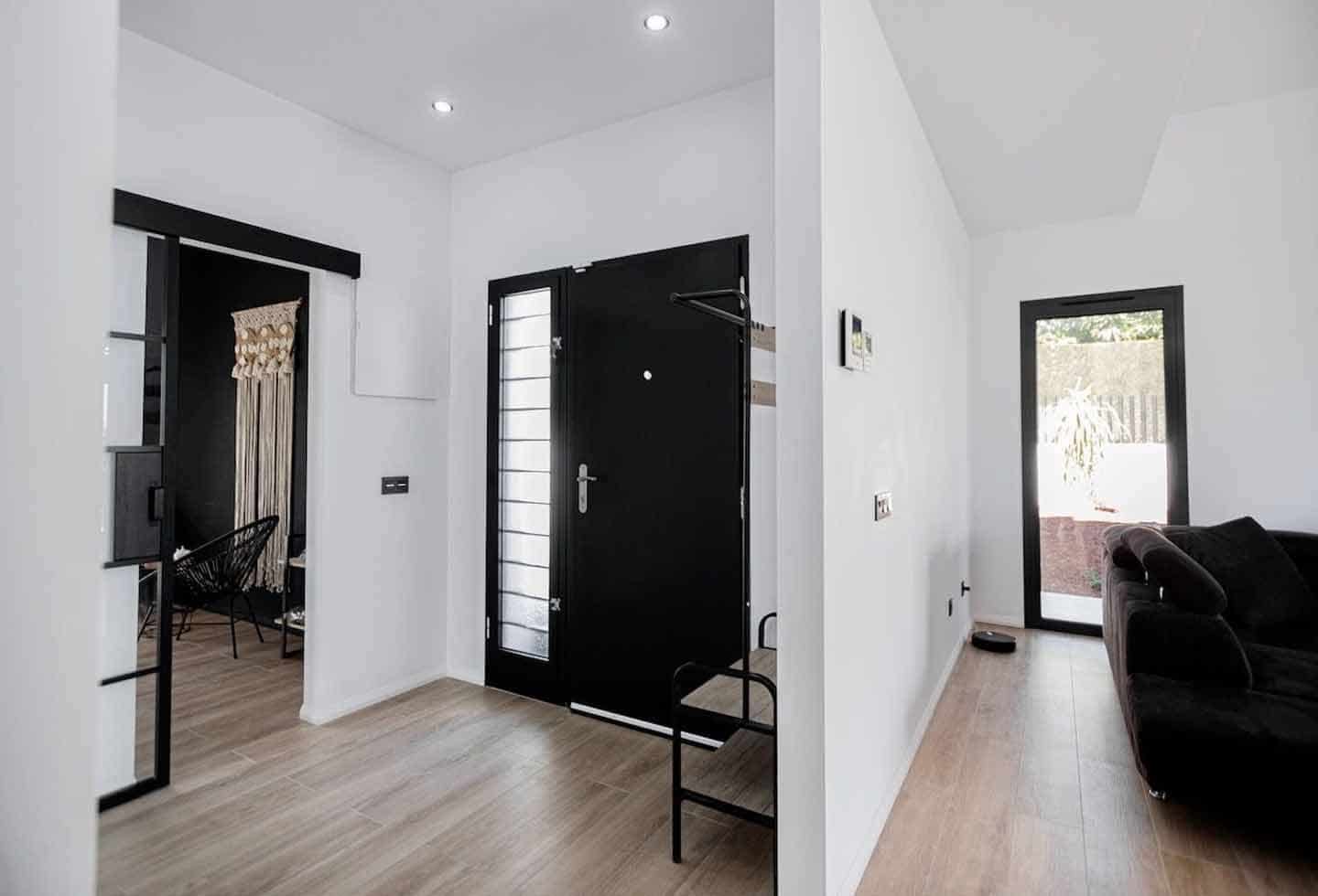 4 bedroom Villa for sale in Altea with pool garage - € 995,000 (Ref: 8529289)